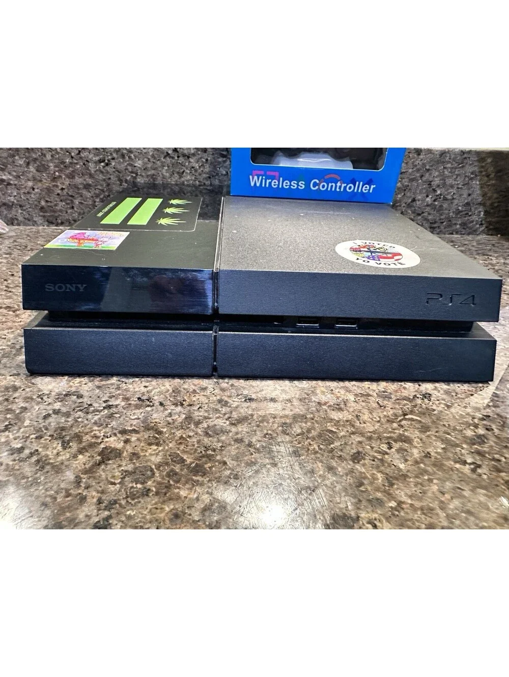 Sony PlayStation 4 PS4 Console 500GB CUH-1115A Black Bundle w/ Controller Cable